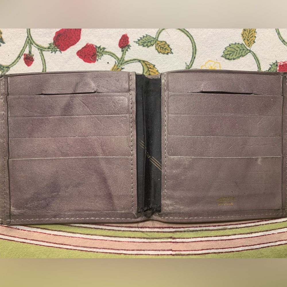 Amity Leather Billfold